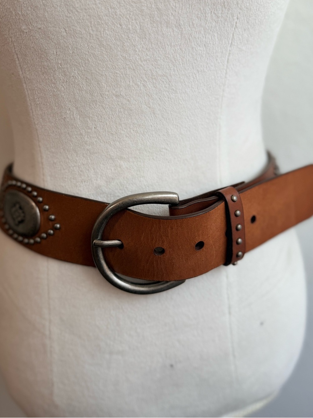 Aura Wrangler Leather Boho Brown Studded Leather Belt Concho Western Festival - Picture 12 of 12